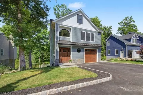 13 Rockaway Ave, Denville, NJ 07834