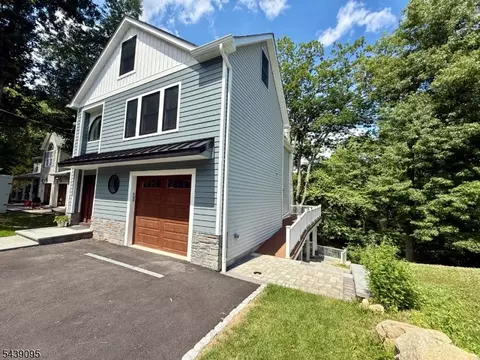 13 Rockaway Ave, Denville, NJ 07834