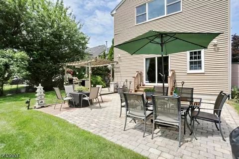 Exterior - 396 Burlington Rd, Paramus, NJ 07652 photo 5 of 8