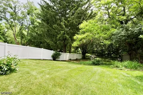 Exterior - 396 Burlington Rd, Paramus, NJ 07652 photo 4 of 8