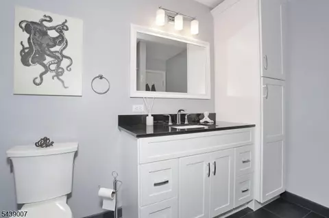 Bath - 396 Burlington Rd, Paramus, NJ 07652 photo 4 of 5