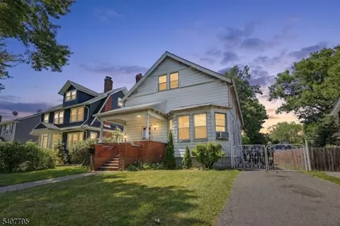 165 College Pl, South Orange Village, NJ 07079