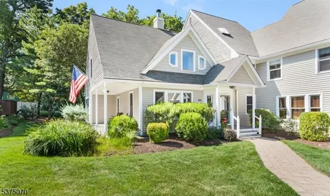 26 A W Main St, Mendham Boro, NJ 07945