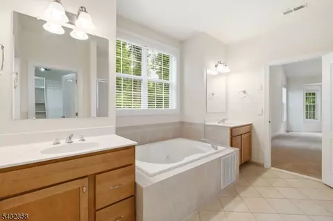 8 Fields Way, Budd Lake, NJ 07828 photo 20