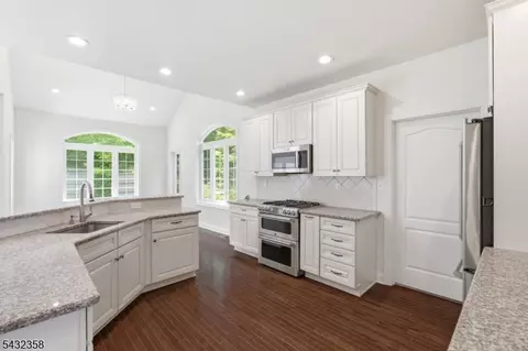 8 Fields Way, Budd Lake, NJ 07828 photo 7