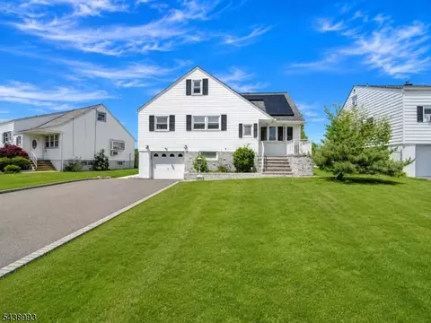 19 Jonquil Cir, Fords, NJ 08863