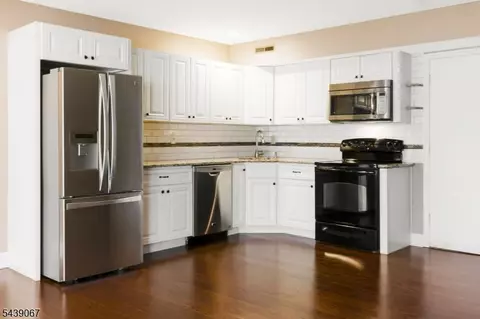 2219 North Ave UNIT 14, Scotch Plains, NJ 07076