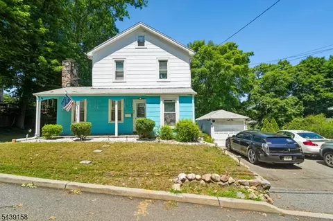 20 Nassau St, North Haledon, NJ 07508