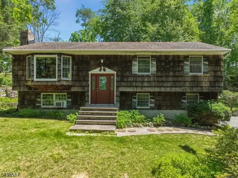 79 Stillwater Rd, Fredon Twp, NJ 07860