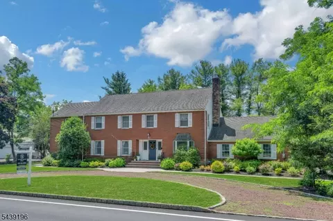 31 Garfield Ave, Madison, NJ 07940