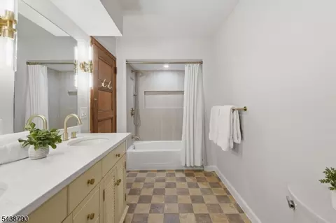 610 Springfield Ave, Summit, NJ 07901 photo 25