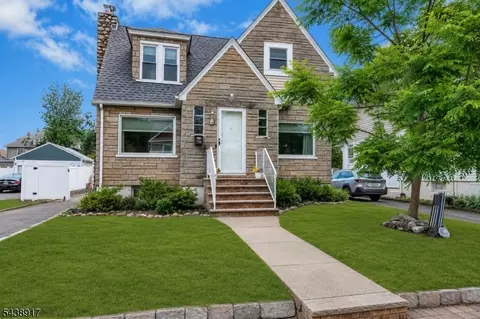 158 Roessler St, Boonton, NJ 07005
