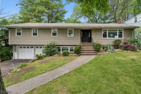 44 Korwel Cir, West Orange, NJ 07052