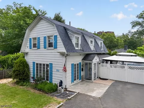 509 Ridge St, Newark, NJ 07104