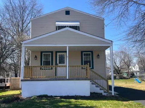 168 A Oak St, Bridgewater, NJ 08807