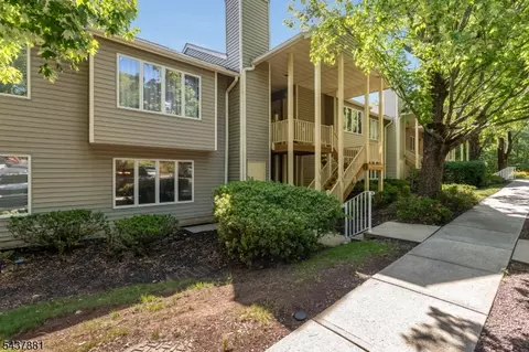 107 Westchester Ter, Annandale, NJ 08801