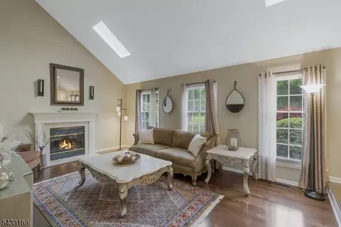Other - 11 Hampton Ct, Basking Ridge, NJ 07920 photo 2 of 11