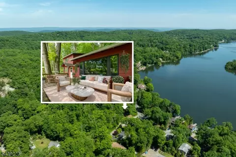 2079 Lakeside Dr, Highland Lakes, NJ 07422