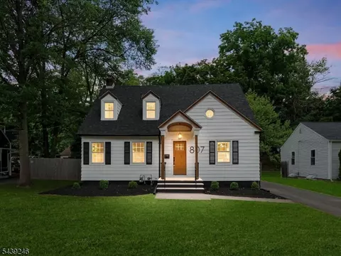 807 Mountain Ave, Bound Brook, NJ 08805