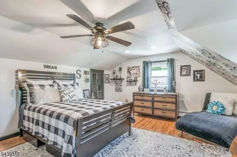 7 Center Pl, Middlesex, NJ 08846 photo 18