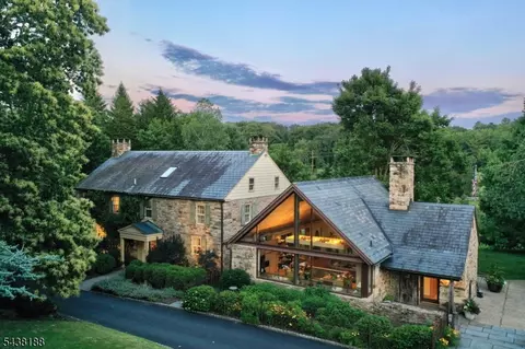 65 Brookville Hollow Rd, Stockton, NJ 08559