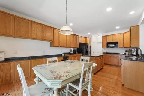 Other - 122 White Pine Ct, Paramus, NJ 07652 photo 4 of 9