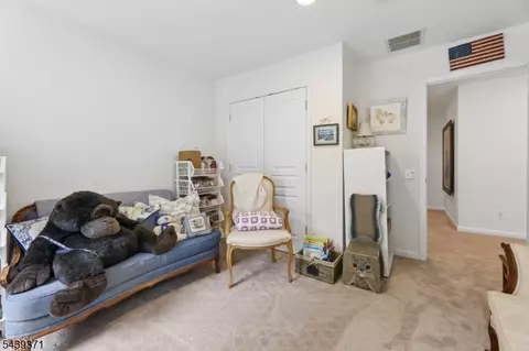 Bedroom - 122 White Pine Ct, Paramus, NJ 07652 photo 2 of 6