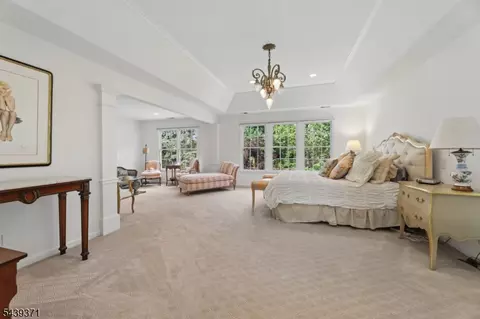 Bedroom - 122 White Pine Ct, Paramus, NJ 07652 photo 4 of 6