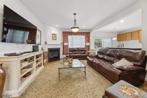 Other - 122 White Pine Ct, Paramus, NJ 07652 photo 6 of 9