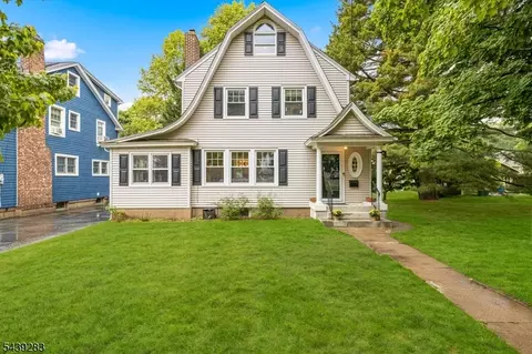 108 Rock Rd, Glen Rock, NJ 07452