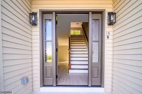 10 B Delar Pkwy #B, Franklin Park, NJ 08823