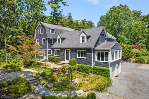 61 Tingley Rd, Morristown, NJ 07960