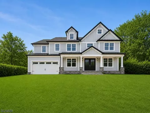 616 S Chestnut St, Westfield, NJ 07090