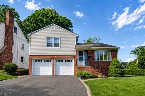 15 Winding Way, West Orange, NJ 07052