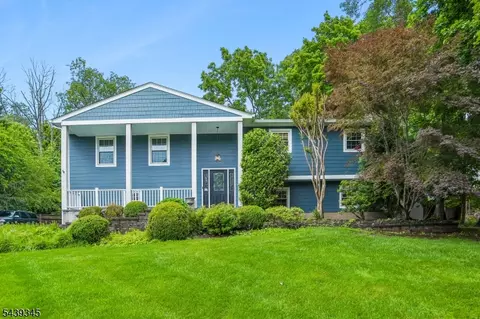 87 Reinman Rd, Warren, NJ 07059