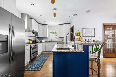 30 Lorraine St, Glen Ridge, NJ 07028