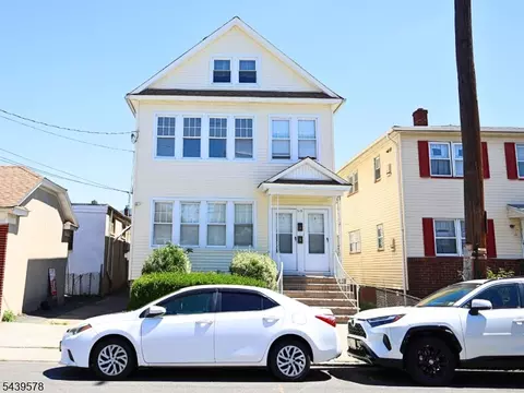313 Ashton Ave, Linden, NJ 07036