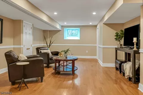 89 Beechwood Rd, Summit, NJ 07901 photo 31