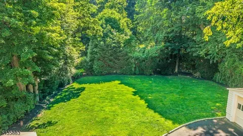 89 Beechwood Rd, Summit, NJ 07901 photo 42