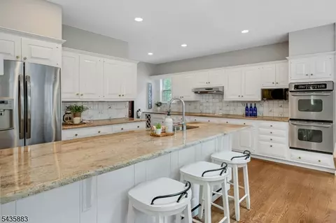 89 Beechwood Rd, Summit, NJ 07901 photo 14