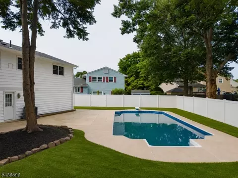 31 Shearn Dr, Middlesex, NJ 08846 photo 25