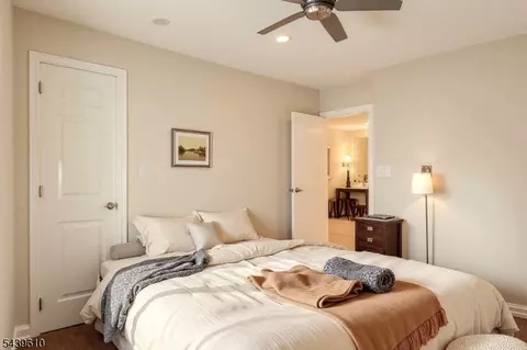 Bedroom - 93 Fox Rd, Edison, NJ 08817 photo 4 of 6