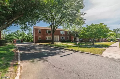 Other - 93 Fox Rd, Edison, NJ 08817 photo 2 of 9
