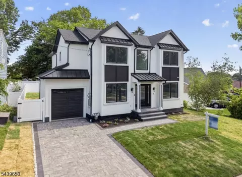6 Short Hill Rd, Clifton, NJ 07012