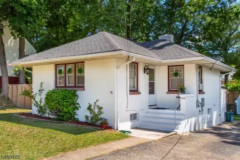 Exterior - 144 Baker St, Dover, NJ 07801 photo 2 of 3