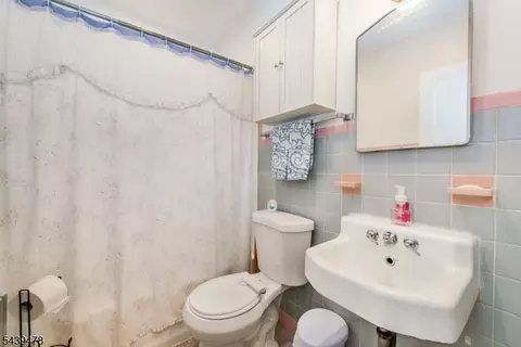 144 Baker St, Dover, NJ 07801 photo 16