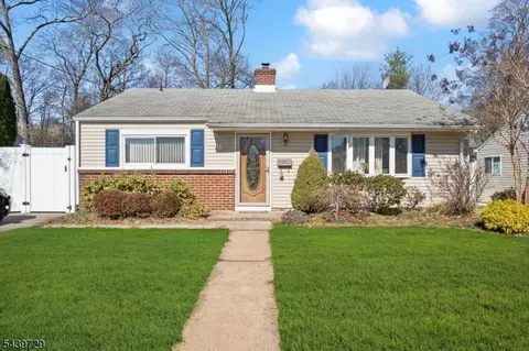 111 Ovington Ave, Edison, NJ 08817