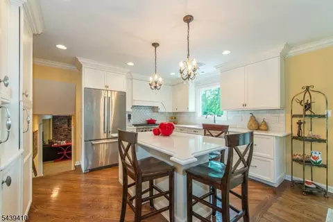 11 Crane Dr, Pine Brook, NJ 07058 photo 9