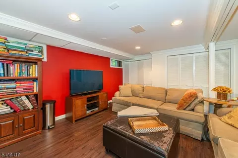11 Crane Dr, Pine Brook, NJ 07058 photo 23