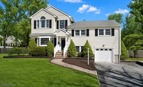 46 Circle Rd, Florham Park, NJ 07932